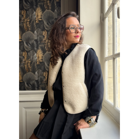 Gilet Sans Manches Moumoute Blanc Femme – Deux Poches – S, M, L – Collection Allure d’Automne