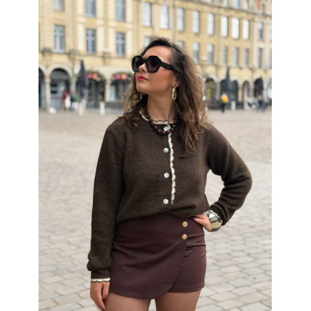 Jupe-short chic à boutons dorés – Marron ou noir | Melle Jeanne