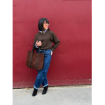Craquez pour le jean coupe ballon brut : taille haute, coupe tendance et confort garanti. Une pièce moderne et féminine, disponi