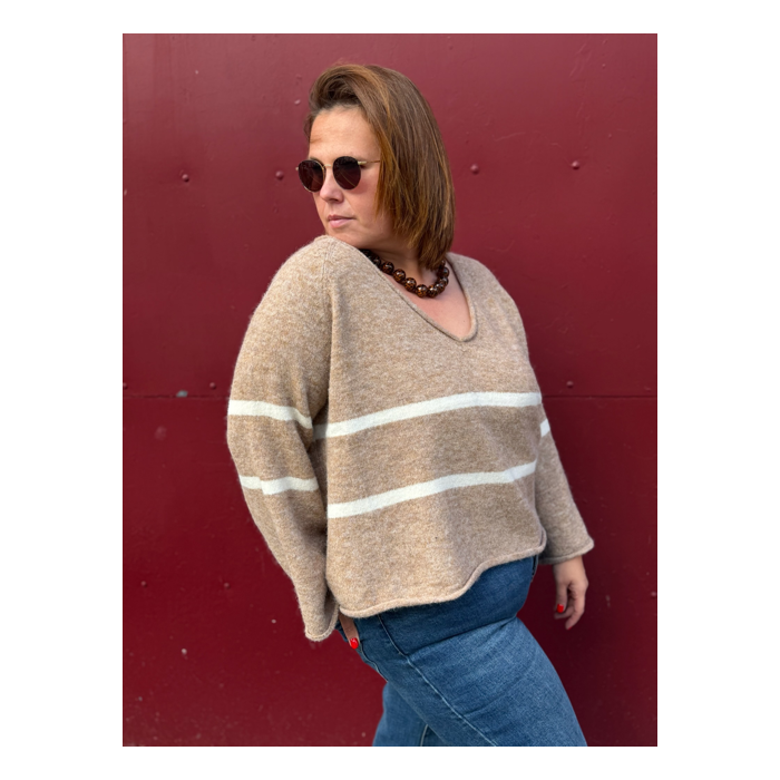 Pull fluide col V à marinière – Beige | Style Plus 42 à 48