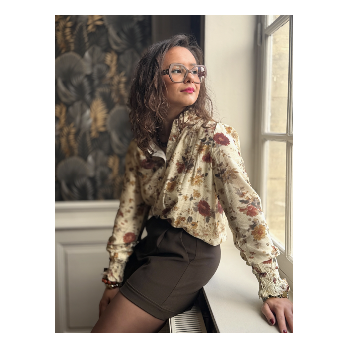 Blouse beige à détails fleuris – Automne | S à L
