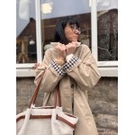 Trench long beige clair manches vichy | Élégance chic façon Burberry