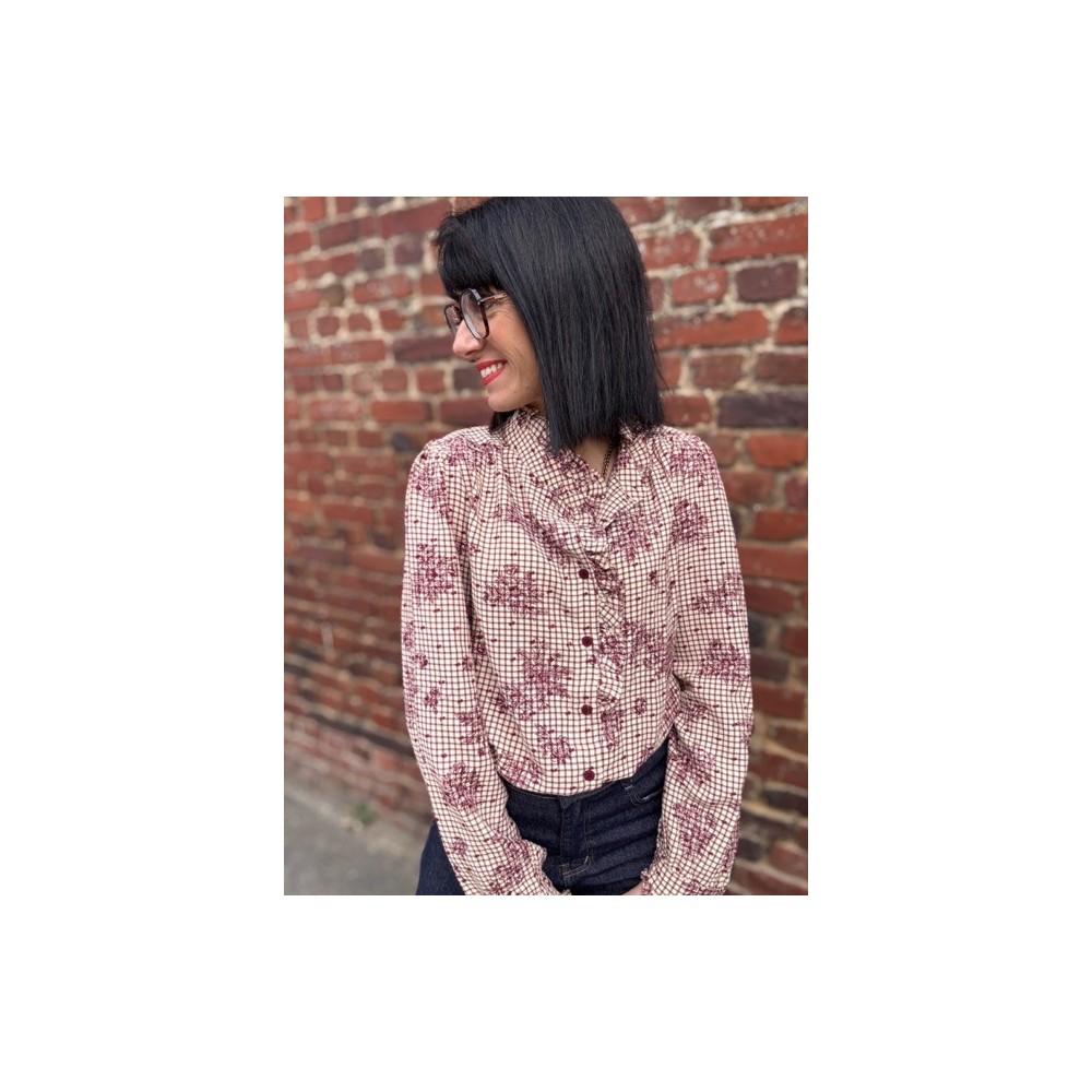 Chemise fleurs et carreaux bordeaux – col victorien romantique | Melle Jeanne Chemise fleurs et carreaux bordeaux – col victorien romantique | Melle Jeanne