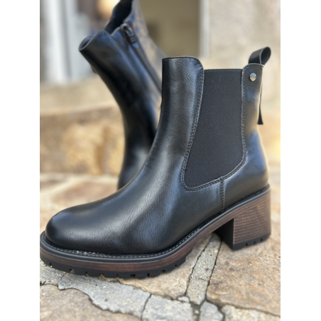 Bottines noires en cuir – semelle marron contrastante | Melle Jeanne