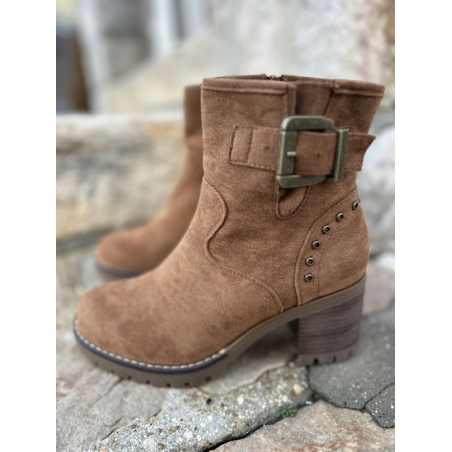 Bottines camel en daim – semelle contrastante | Melle Jeanne