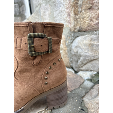 Bottines camel en daim – semelle contrastante | Melle Jeanne