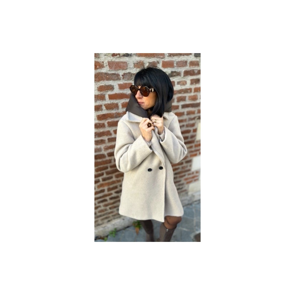 Manteau Femme Beige ou Camel – Revers Léopard & Capuche Doudoune Amovible – Taille Unique 36 à 42 – Collection Sweet November