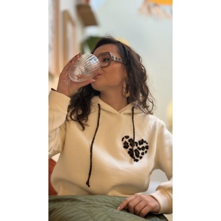Sweat Femme à Cœur Léopard – Détails Lacets Léopard – Tailles S, M, L – Collection Sweet November