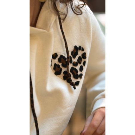 Sweat Femme à Cœur Léopard – Détails Lacets Léopard – Tailles S, M, L – Collection Sweet November