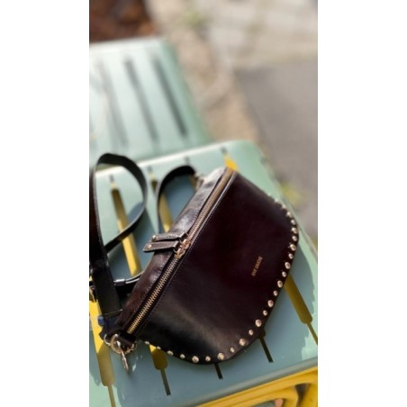 Sac Banane Femme en Cuir Noir ou Marron – Détails Cloutés & Inscription Rive Gauche – Collection Sweet November