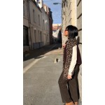 Gilet Sans Manches Moumoute Marron – Bordure Léopard & Poches Plaquées – Tailles S/M ou M/L | Sweet November