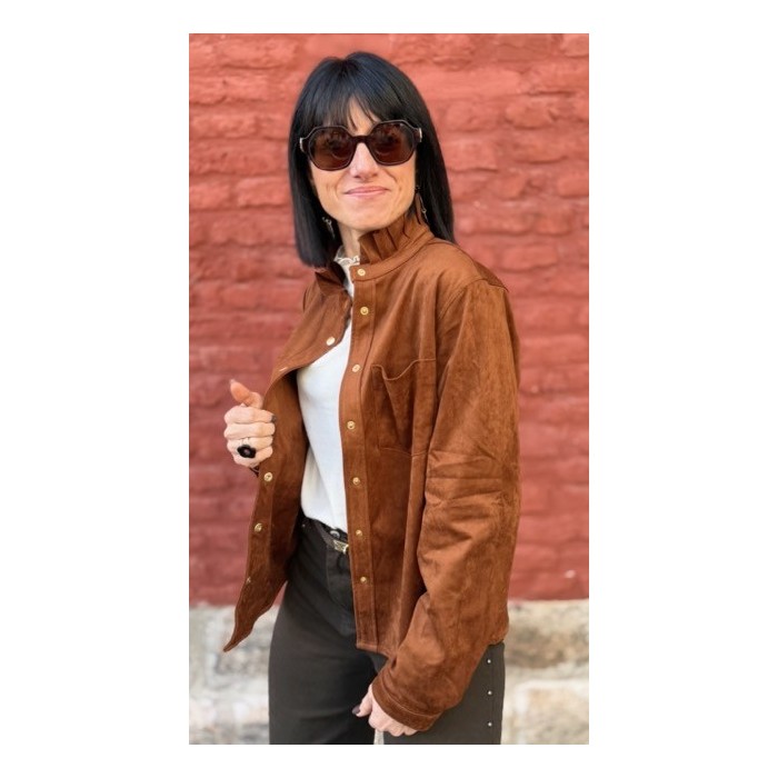 Surchemise Femme en Suédine Camel – Col Victorien & Boutons Pression – Tailles S, M, L | Sweet November