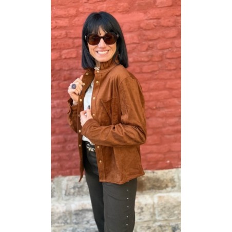 Surchemise Femme en Suédine Camel – Col Victorien & Boutons Pression – Tailles S, M, L | Sweet November