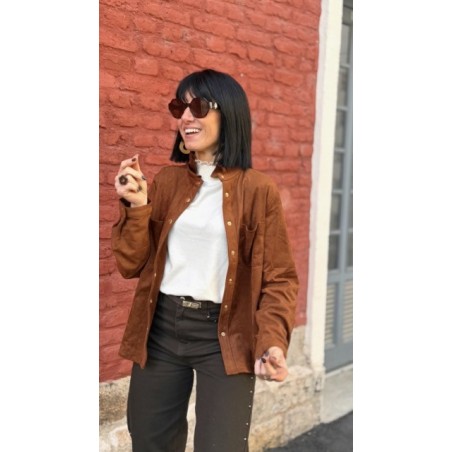 Surchemise Femme en Suédine Camel – Col Victorien & Boutons Pression – Tailles S, M, L | Sweet November