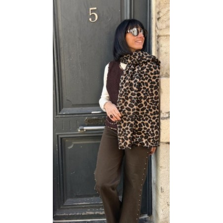 Écharpe Longue Léopard Femme – Accessoire Doux et Tendance – Collection Sweet November