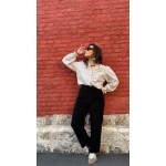 Le jean noir velours côtelé Sweet November est parfait pour conjuguer style et confort durant la saison froide. Sa matière velou