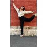 Le jean noir velours côtelé Sweet November est parfait pour conjuguer style et confort durant la saison froide. Sa matière velou