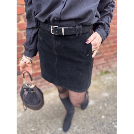 Jupe en Suédine Noire avec Ceinture – XS à L