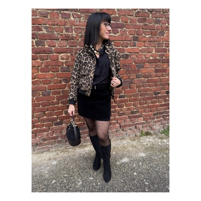 Jupe en Suédine Noire avec Ceinture – XS à L