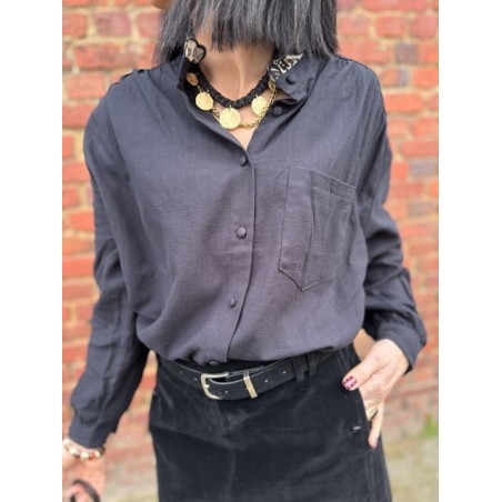 Chemise Noire Fluide Col Volanté Léopard – S/M ou M/L