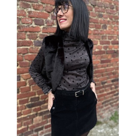 Sous-Pull Fin Gris à Pois Noirs – S/M/L