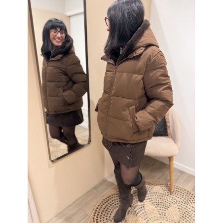 Doudoune courte à capuche avec fourrure - Chaude & Stylée | Boutique Melle Jeanne - arras