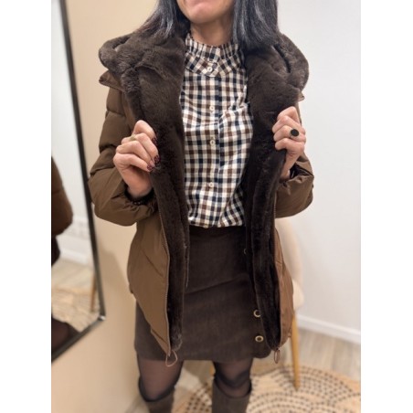 Doudoune courte à capuche avec fourrure - Chaude & Stylée | Boutique Melle Jeanne - arras