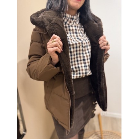 Doudoune courte à capuche avec fourrure - Chaude & Stylée | Boutique Melle Jeanne - arras