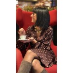 Robe Courte Bordeaux à Pois – Col Cache-Cœur & Bas Volanté