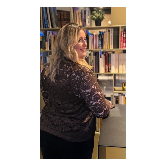 Blouse en dentelle marron col V | Melle Jeanne