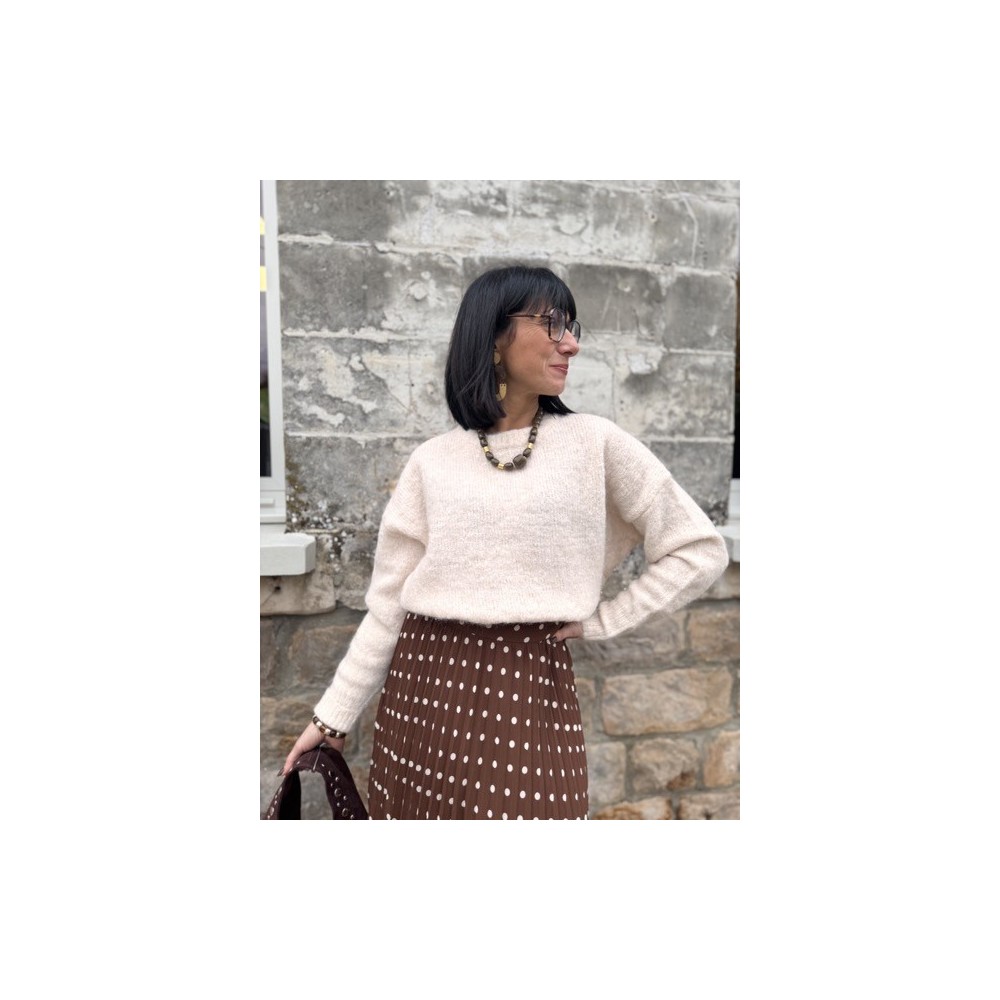 Pull col rond écru ou taupe – Taille unique 36-42 | Nouvelle collection
