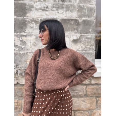 Pull col rond écru ou taupe – Taille unique 36-42 | Nouvelle collection