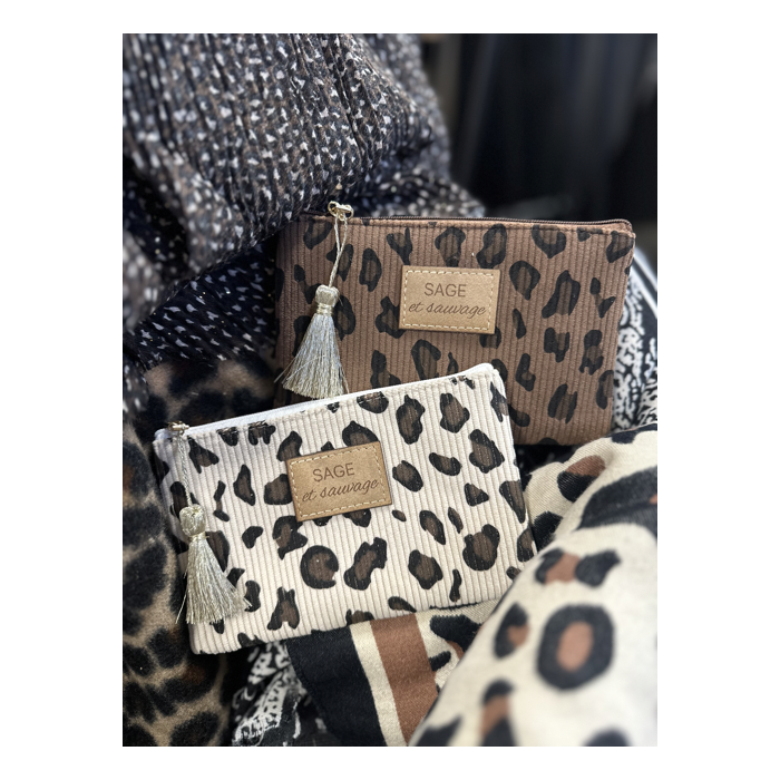 Pochette tissu “Sage & Sauvage” – Léopard, Camel ou Beige | Accessoires