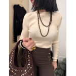 Pull Côtelé Noir ou Blanc – Boutons Dorés aux Manches | Chic Intemporel