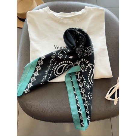 Foulard en viscose turquoise – Accessoire femme | Boutique Melle Jeanne