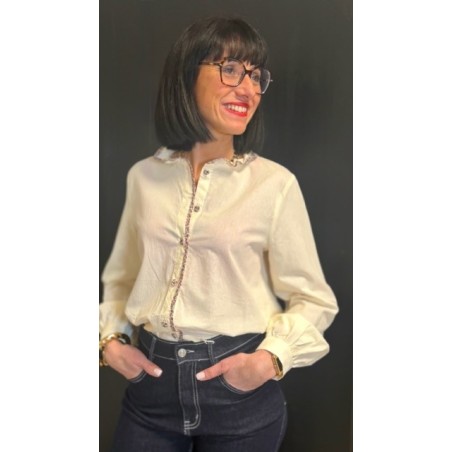 Chemise écru ou bleu marine col volanté fleuri – Chapitre Bleu