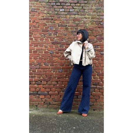 Blouson court beige resserré à la taille – Femme | Boutique Melle Jeanne