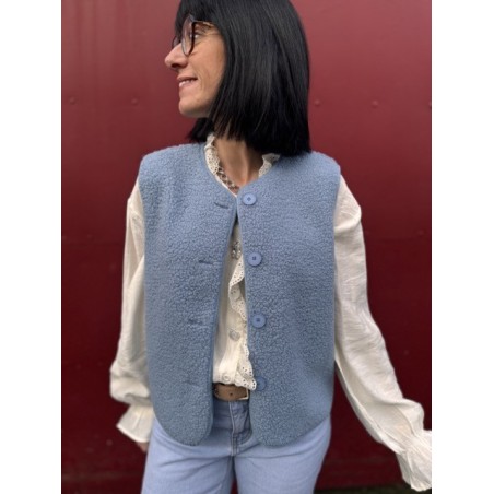 Gilet sans manches moumoute bleu marine ou bleu clair – Chapitre Bleu