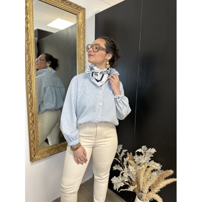 Chemise en jean clair – Chemise femme tendance | Boutique Melle Jeanne