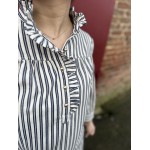 Robe courte droite blanche et bleue col volanté | Melle Jeanne