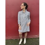 Robe courte droite blanche et bleue col volanté | Melle Jeanne