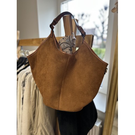 Sac en daim forme seau avec bandoulière – Sac femme chic & tendance