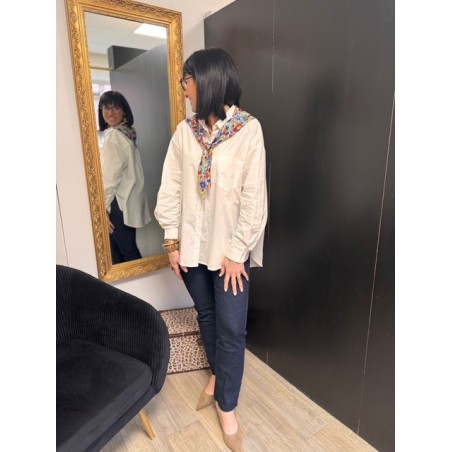 Chemise blanche oversize avec foulard fleuri | Melle Jeanne