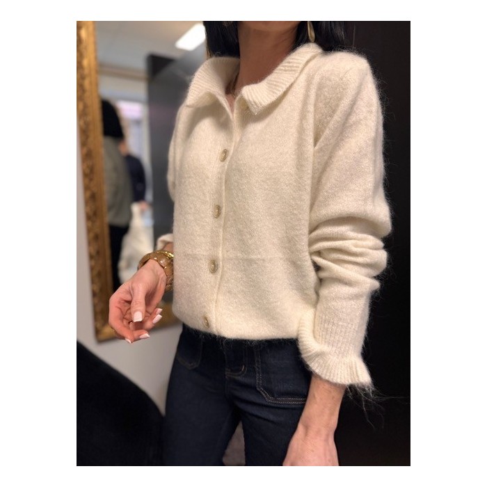 Gilet blanc avec volants aux manches et petit col | Élégance féminine