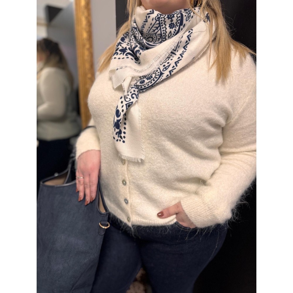 Écharpe douce 100% polyester rose, bleu ou blanc | Accessoire cocooning