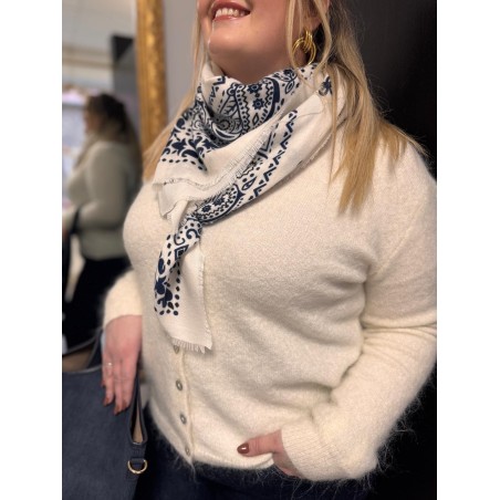 Écharpe douce 100% polyester rose, bleu ou blanc | Accessoire cocooning