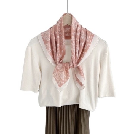 Foulard carré blanc et rose effet coton | Accessoire féminin