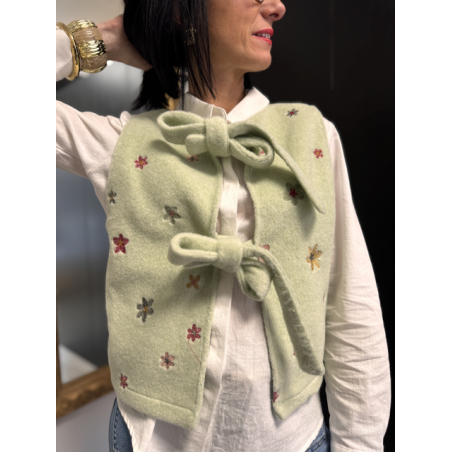 Gilet sans manches vert à fleurs brodées | Noué devant, taille unique