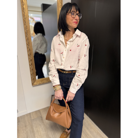 Chemise blanche cœurs et cerises rouges | Détail col rouge S/M M/L