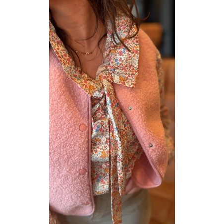 Gilet sans manche moumoute kaki ou rose – Style cocooning chic